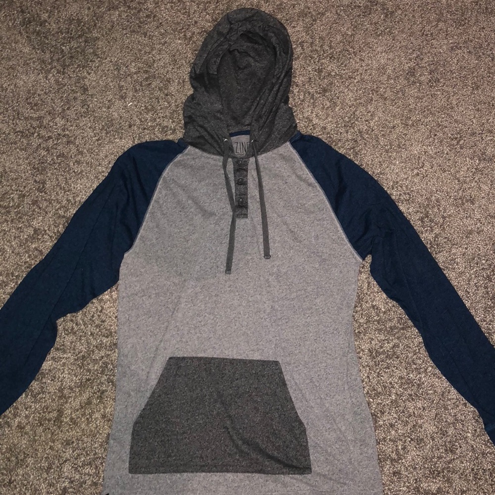 Sweatshirt